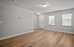 205 Lanieve Court, Hubert, NC 28539