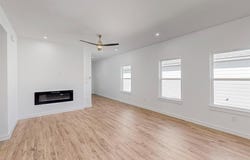 1307 E 11th Avenue, Corsicana, TX 75110