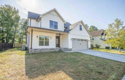 502 Hillside Lane, Lenoir City, TN 37771