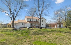 20 Bledsoe Borough Ln, Riddleton, TN 37151