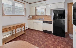 203 11th Street SE, Hampton, IA 50441