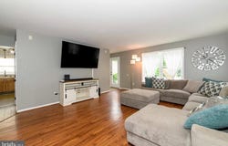 1200 VERA DRIVE, EASTON, PA 18040
