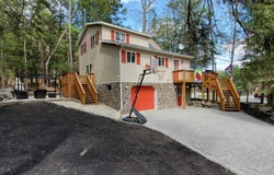 1006 Rolling Hills Drive, Lake Ariel, PA 18436