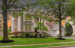 6 Dorchester Court, Matawan, NJ 07747