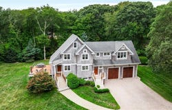 8 Indigo Point Road, South Kingstown, RI 02879