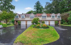 4028 Chaucer Place, Guilderland, NY 12159