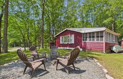 105 Buffalo Trail, Pocono Lake, PA 18347