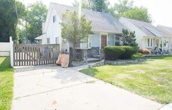 4641 Weddell Street, Dearborn Heights, MI 48125