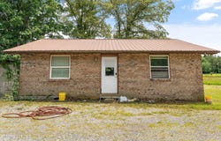 9476 Morgan County Hwy, Sunbright, TN 37872