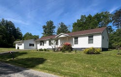 1580 McCune Cemetery Road, Jackson, OH 45640