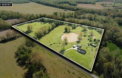 821 Cochran Road, Greenfield, TN 38230