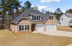 616 Whispering Pines Dr, Macon, GA 31211