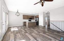 1805 E 71St St N, Sioux Falls, SD 57104