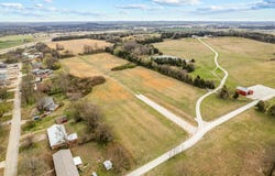 000 Prairie Lane, Bolivar, MO 65613