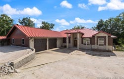 14613 Old Marvin Road, Versailles, MO 65084
