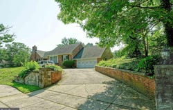 10 LAKE DRIVE, WOODBURY, NJ 08096