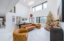 16515 Cross Island Parkway, Whitestone, NY 11357