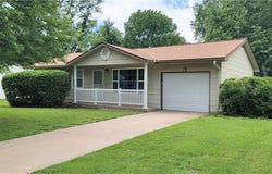 414 Kansas Drive, Iola, KS 66749