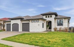 780 KEY Circle, CARTER LAKE, IA 51510