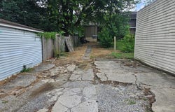 569 W PHILADELPHIA STREET, YORK, PA 17403