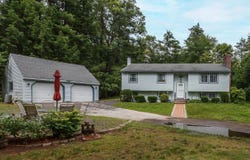 1 Hildreth Drive, Litchfield, NH 03052