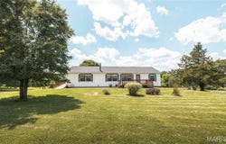 198 County Road 3070, Salem, MO 65560