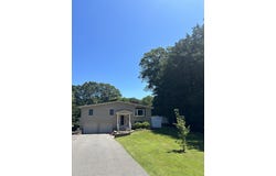 9 Lantern Lane, East Lyme, CT 06357