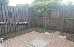 7985 NW 7th st, Miami, FL 33126