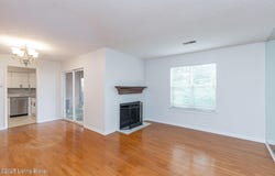 421 Redding Rd, Lexington, KY 40517