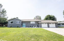 912 9Th Street NE, Belmond, IA 50421