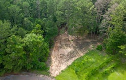 1098 Frances St, Hattiesburg, MS 39402