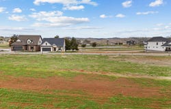 674 Black Bear Circle, Loudon, TN 37774