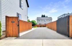 1723 DOTIE DR, Springfield, OR 97477