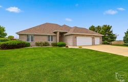 486 Maytree Lane, Peotone, IL 60468