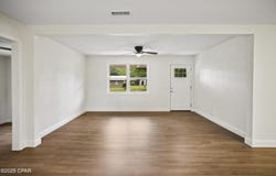 10183 NW 2nd Street, Bristol, FL 32321