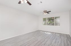 712 Oakwood Drive, Euless, TX 76040