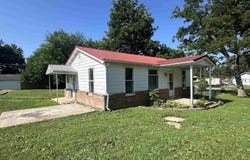 625 BLUEGRASS Street, Milton, IL 62352