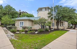 2320 Gracy Farms LN, Austin, TX 78758