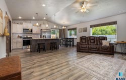 38 N 6th St, Baltic, SD 57003