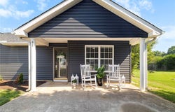 204 Dexter Bend Court, Fountain Inn, SC 29644