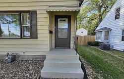 2402 Telegraph Road, Davenport, IA 52804