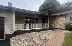 119 Grand Street, Highland, WI 53543