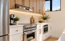 13 Clyde St, Somerville, MA 02145