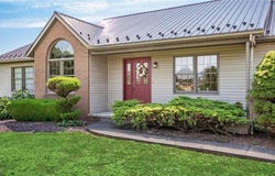 2630 Lawhead Lane, Zanesville, OH 43701