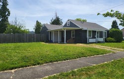 1865 J St, Springfield, OR 97477