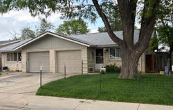 1906 Yeager Dr, Longmont, CO 80501