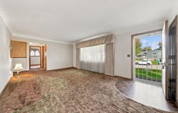6131 Lee Avenue N, Brooklyn Center, MN 55429
