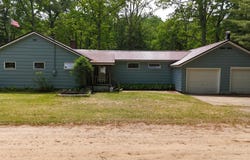 1686 Oak Street, Wellston, MI 49689