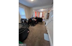 124 W MAIN STREET, WINDSOR, PA 17366