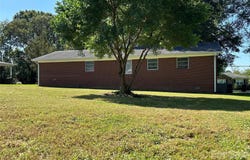 2218 W 5th Avenue, Gastonia, NC 28052